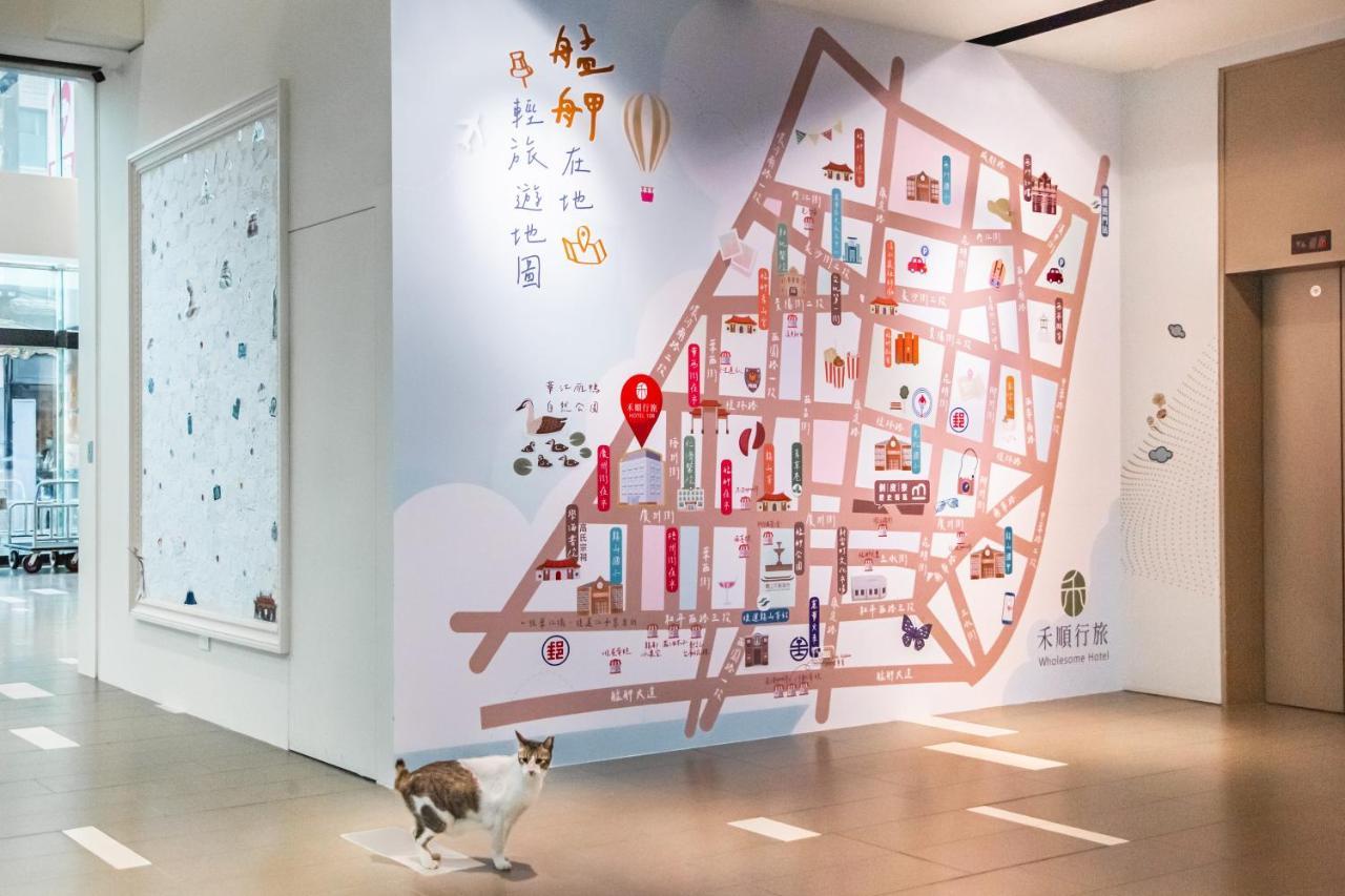 Wholesome Hotel Taipei Bagian luar foto