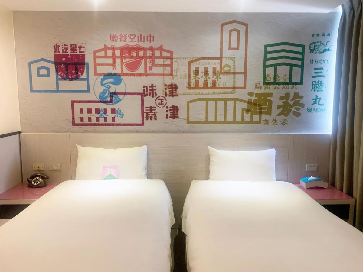 Wholesome Hotel Taipei Bagian luar foto