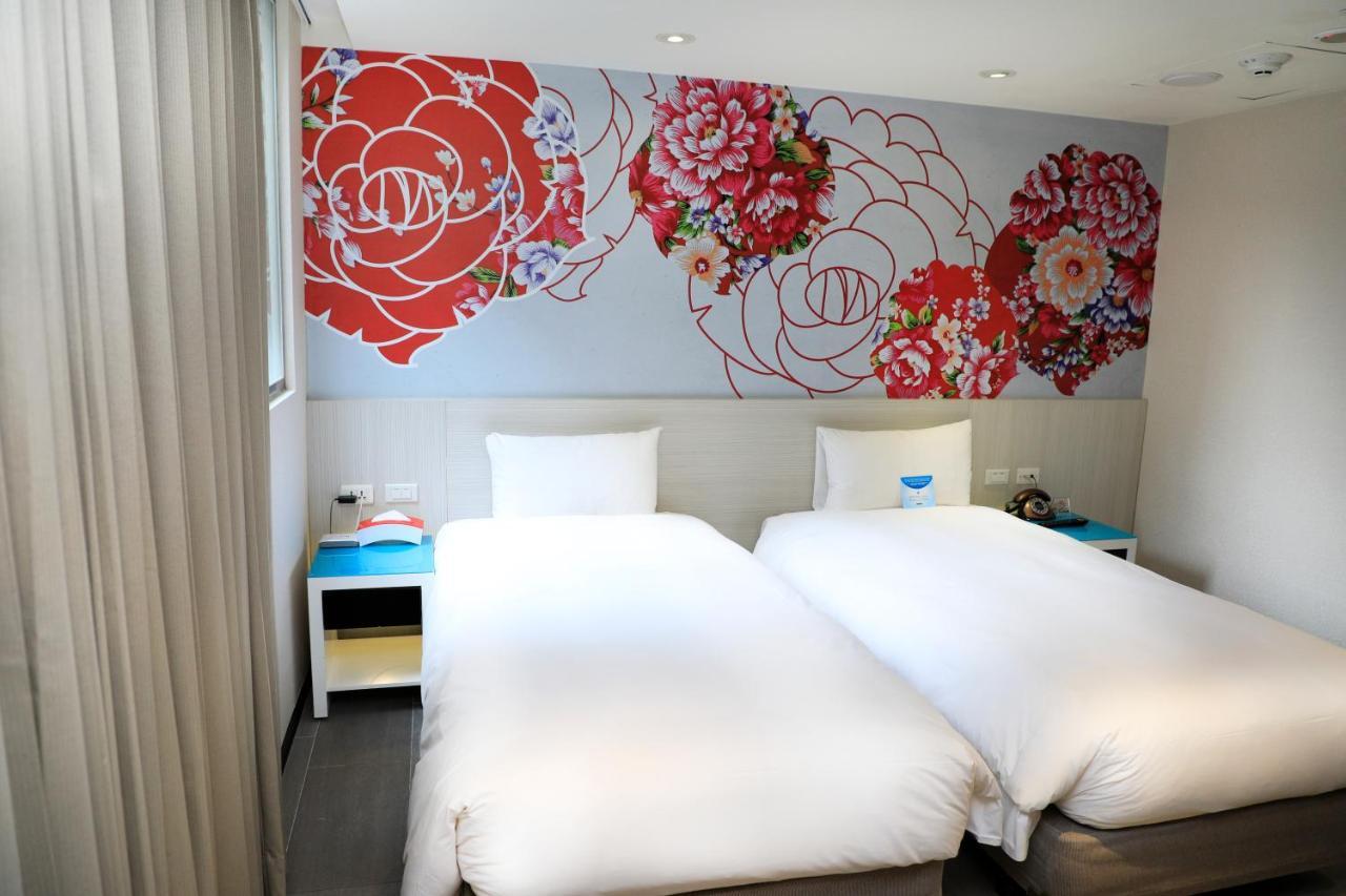 Wholesome Hotel Taipei Bagian luar foto